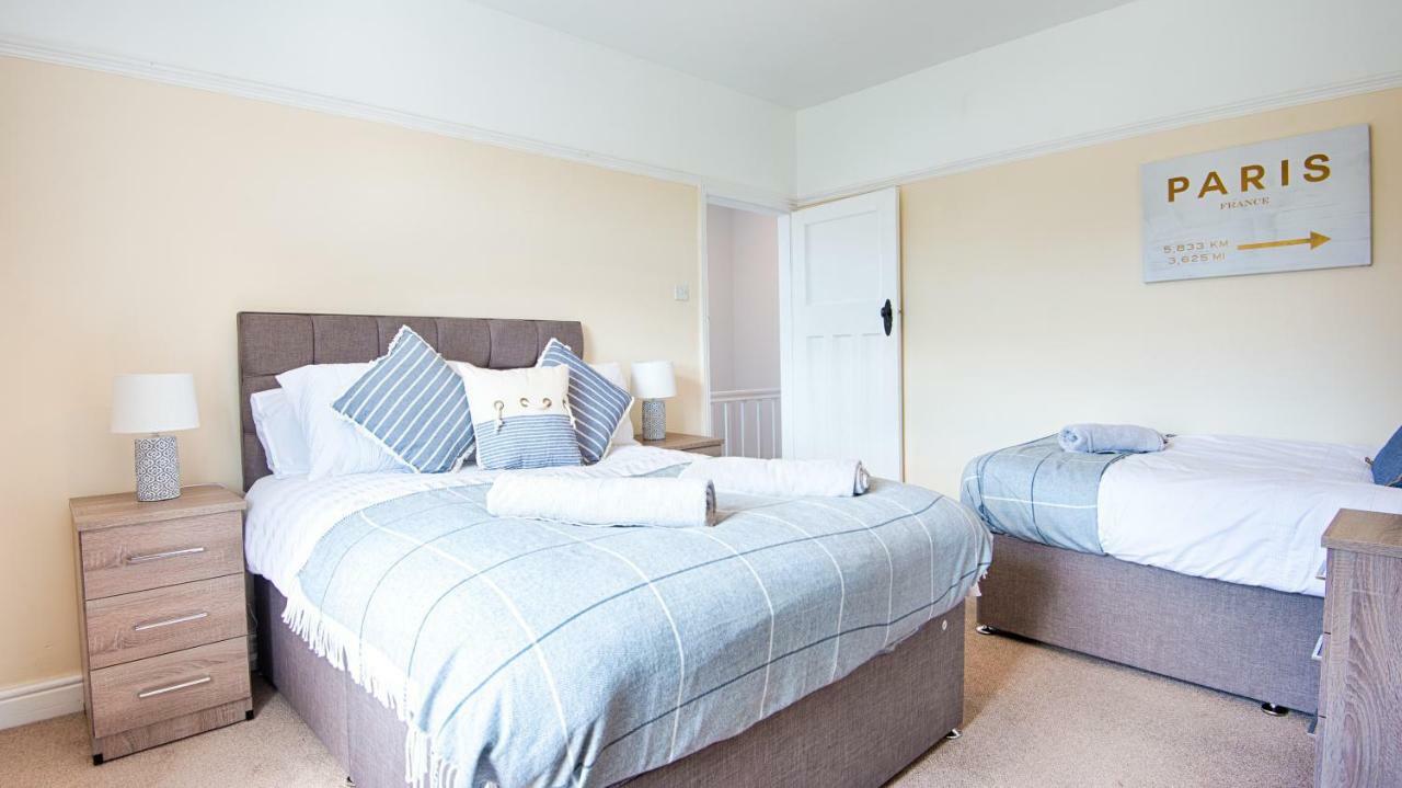 Off Road Parking, Garden, Tv In Every Room Swansea Exterior foto
