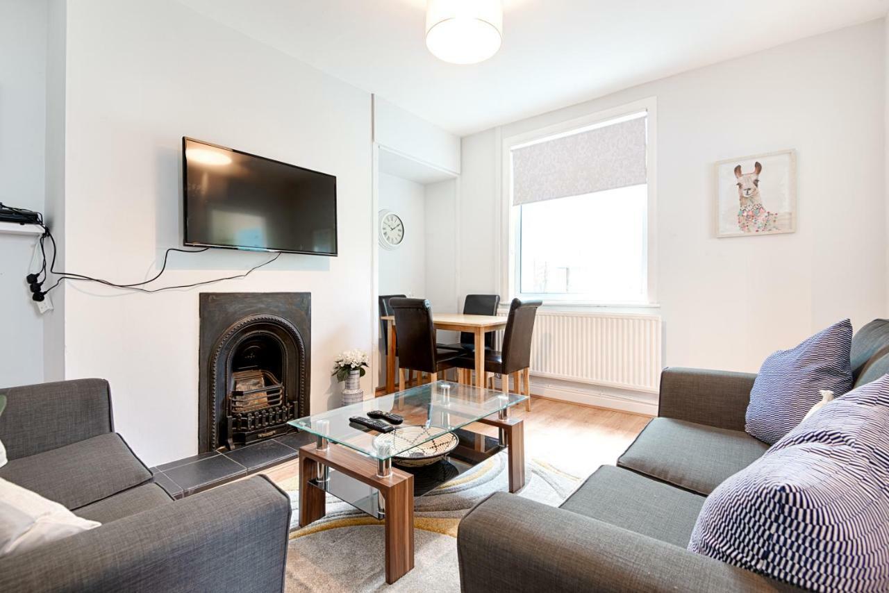 Off Road Parking, Garden, Tv In Every Room Swansea Exterior foto